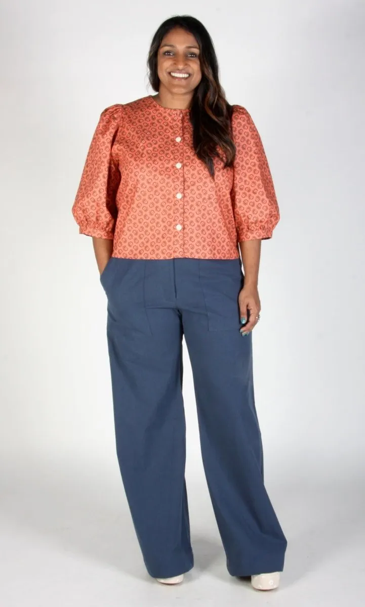 Birds of North America Serin Blouse (Berry Sheaf)