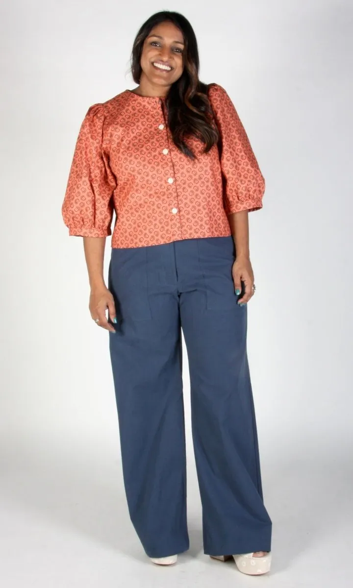 Birds of North America Serin Blouse (Berry Sheaf)