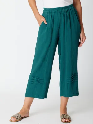 Bonded Pintuck 3/4 Pant - 30660 Teal