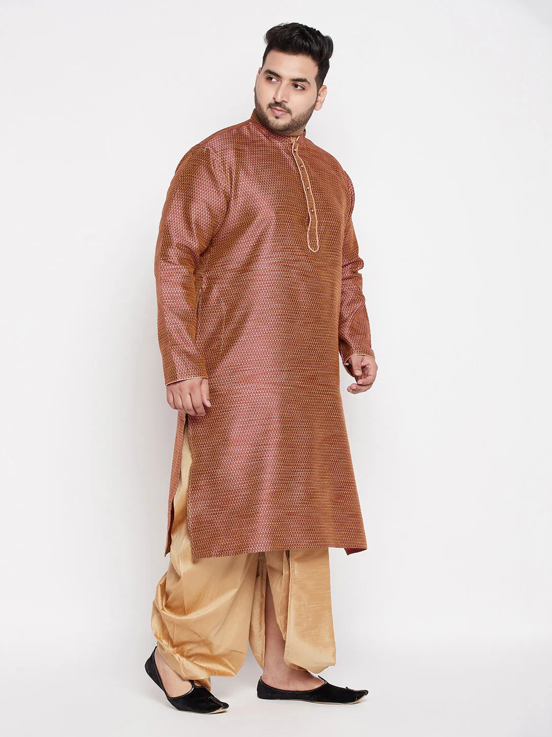 VASTRAMAY Maroon Kurta & Rose Gold Dhoti